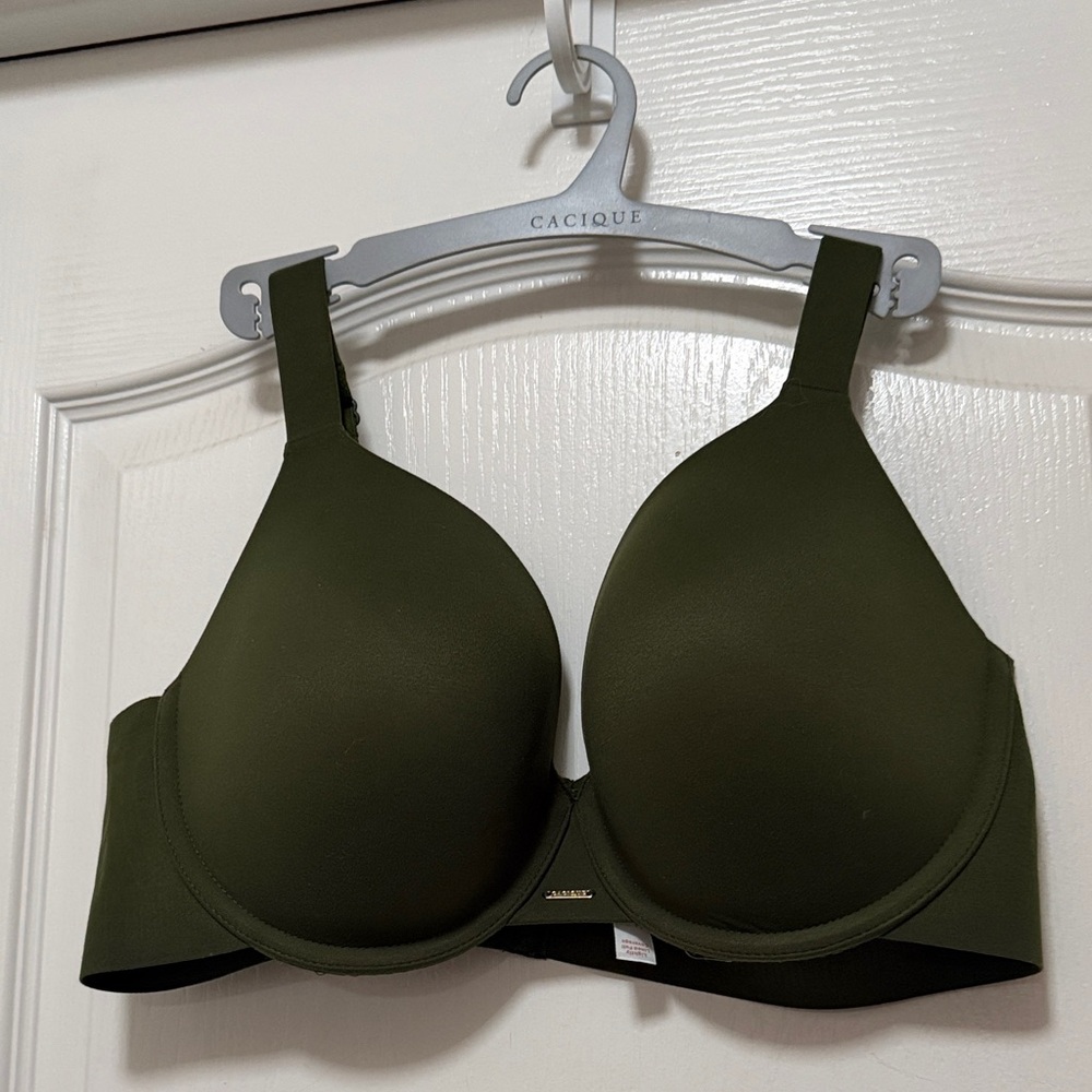 Lane Bryant Cacique 38D modern luxe full coverage bra underwire